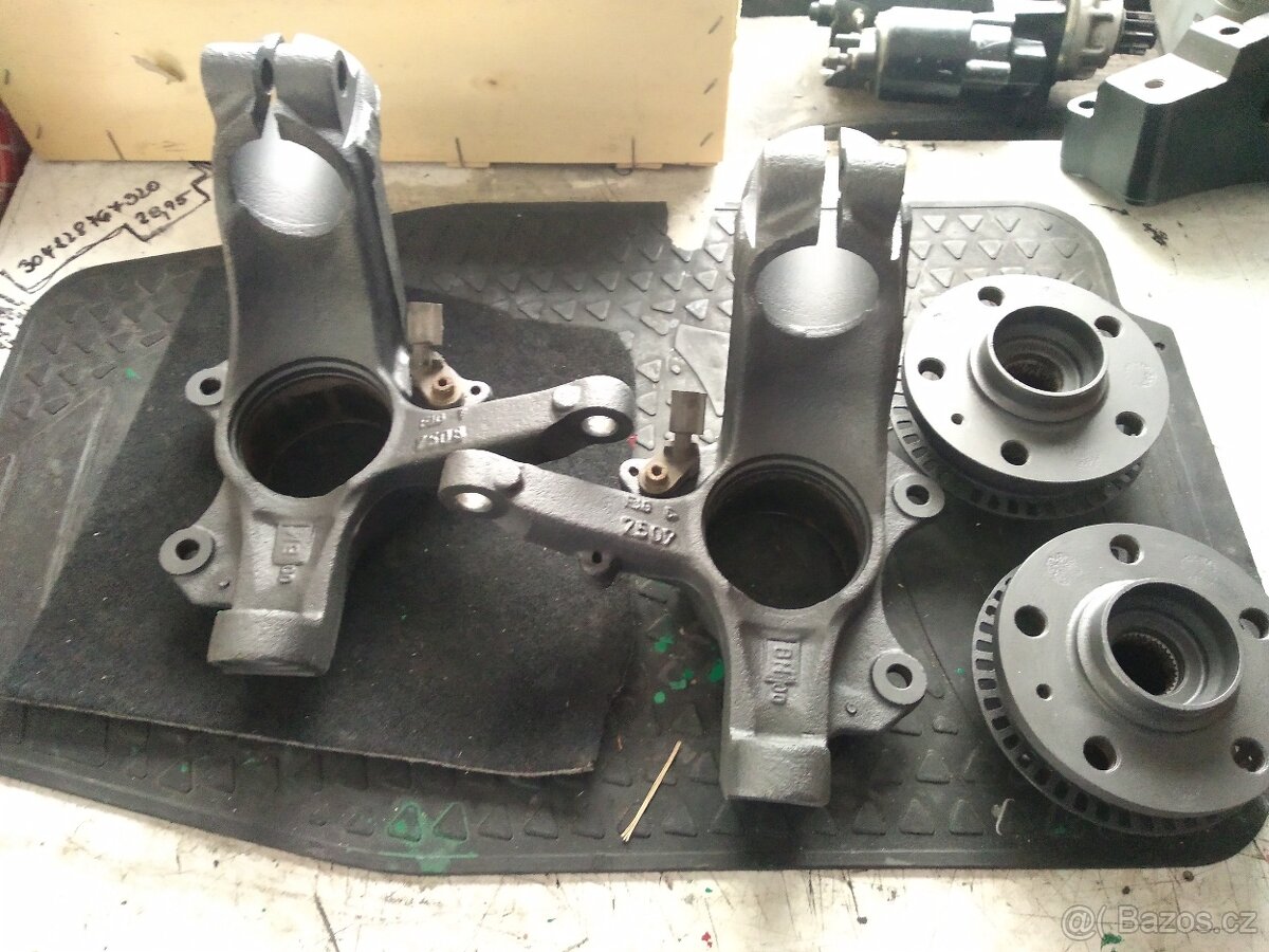 Seat Leon Cupra R, Audi TT - 2