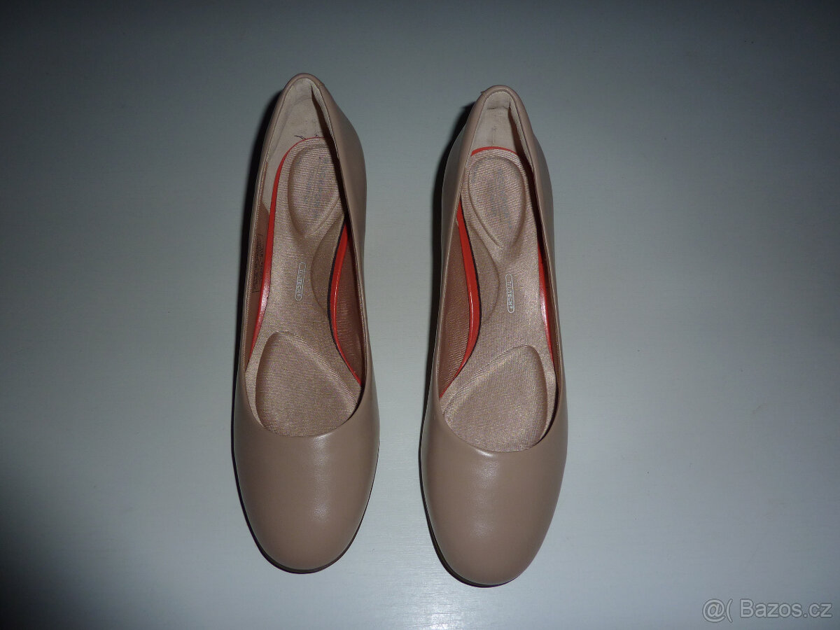 Kožené starorůžové lodičky zn. Rockport, vel. 39 - 2