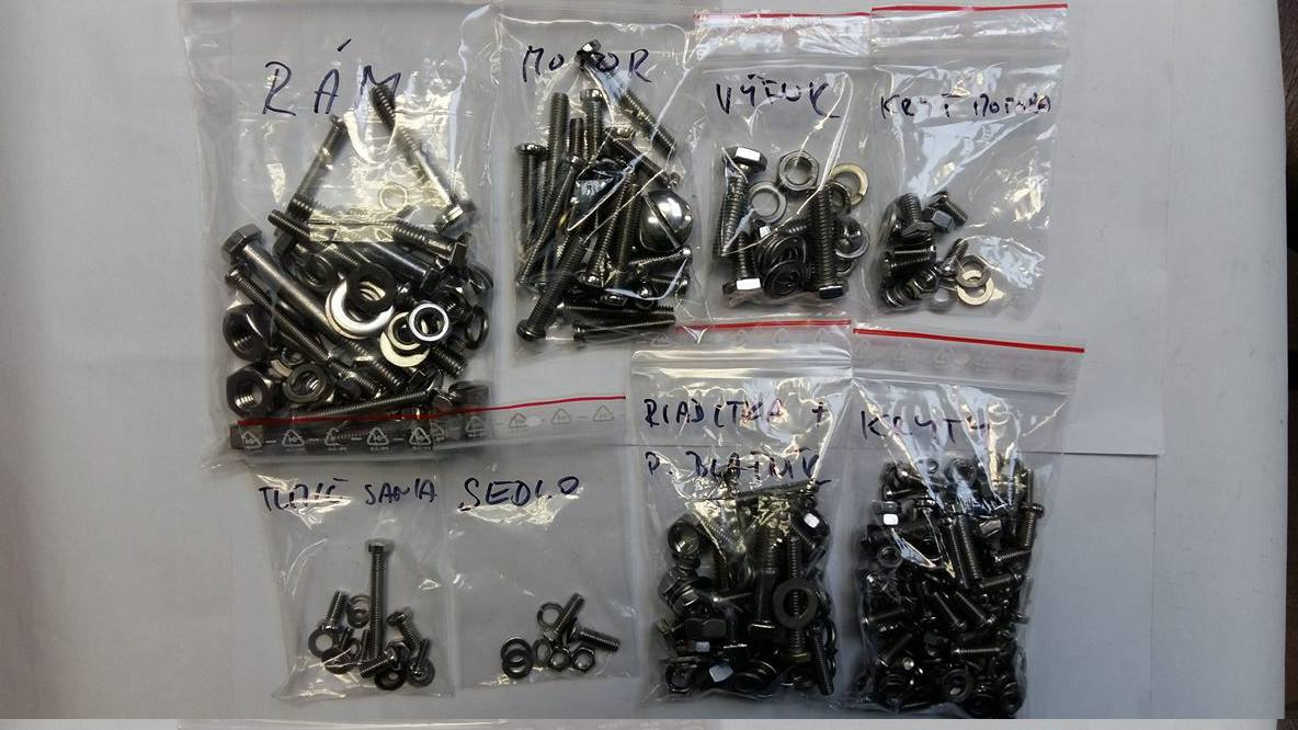 tatran 125 komplet set šroubu z leštenej nereze - 2