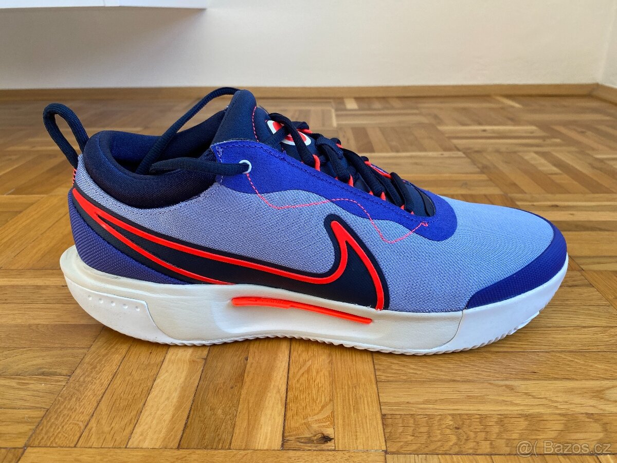 Pánské boty NIKE ZOOM Court, vel. 44,5 - NOVÉ - 2