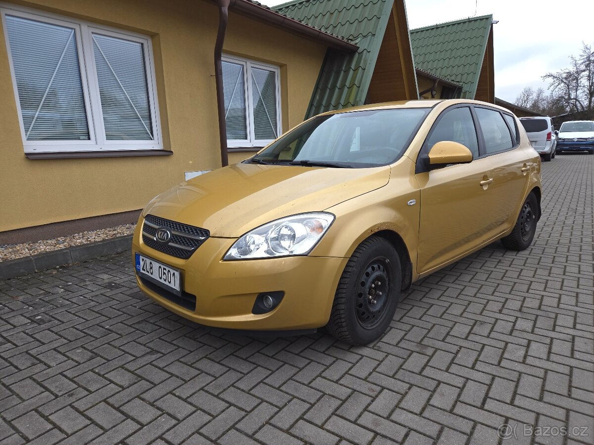 Kia Cee´d, 1,6i klimatizace - 2
