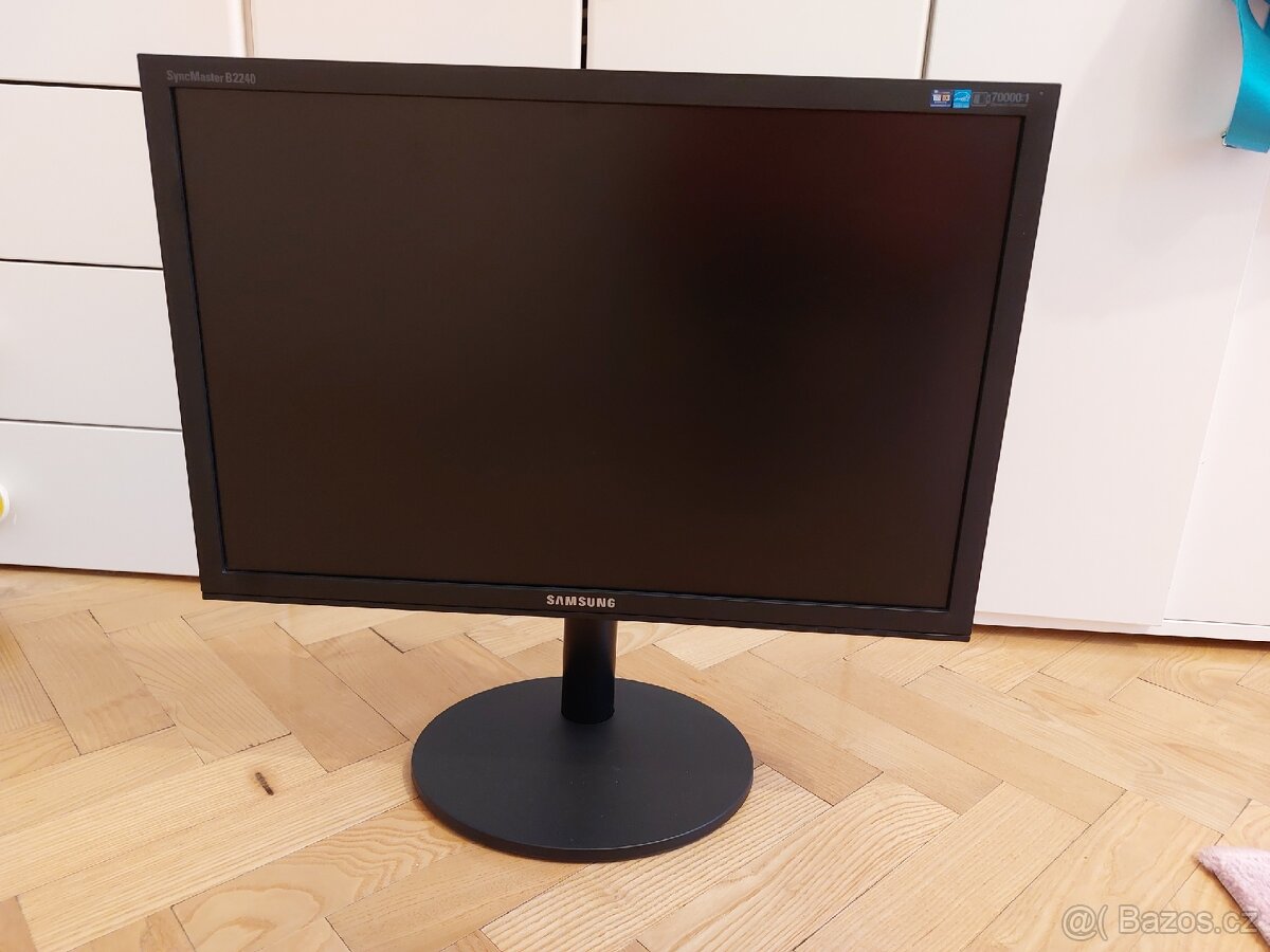 Monitor Samsung B2240W - 22 palců, CCFL podsvícení, TN - 2