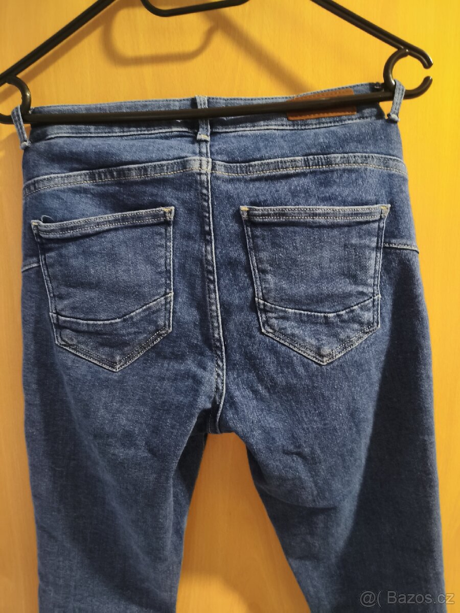 Nové džíny ONLY S - 2