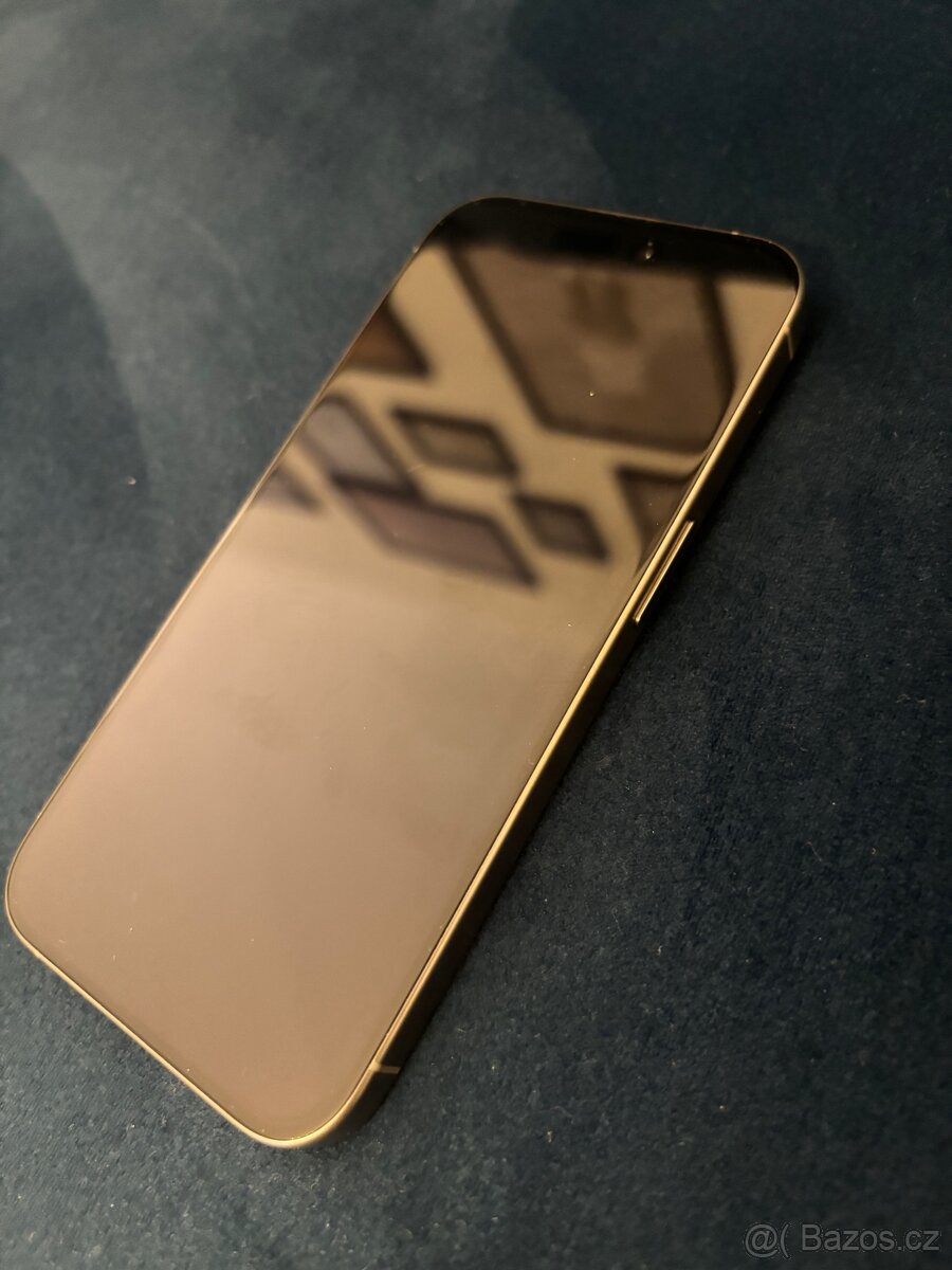 Iphone 15 pro 128GB titan pískový - 2