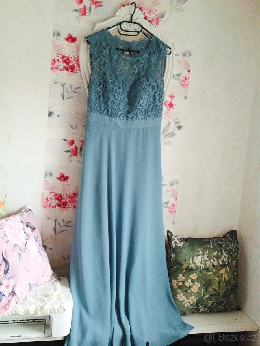 Nádherné dlouhé společenské šaty 40/42 - 2