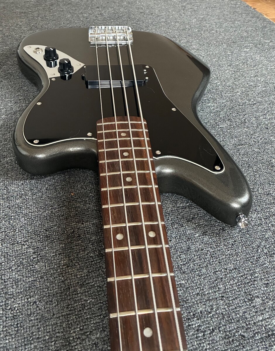 Baskytara Fender Squire Jaguar bass - 2