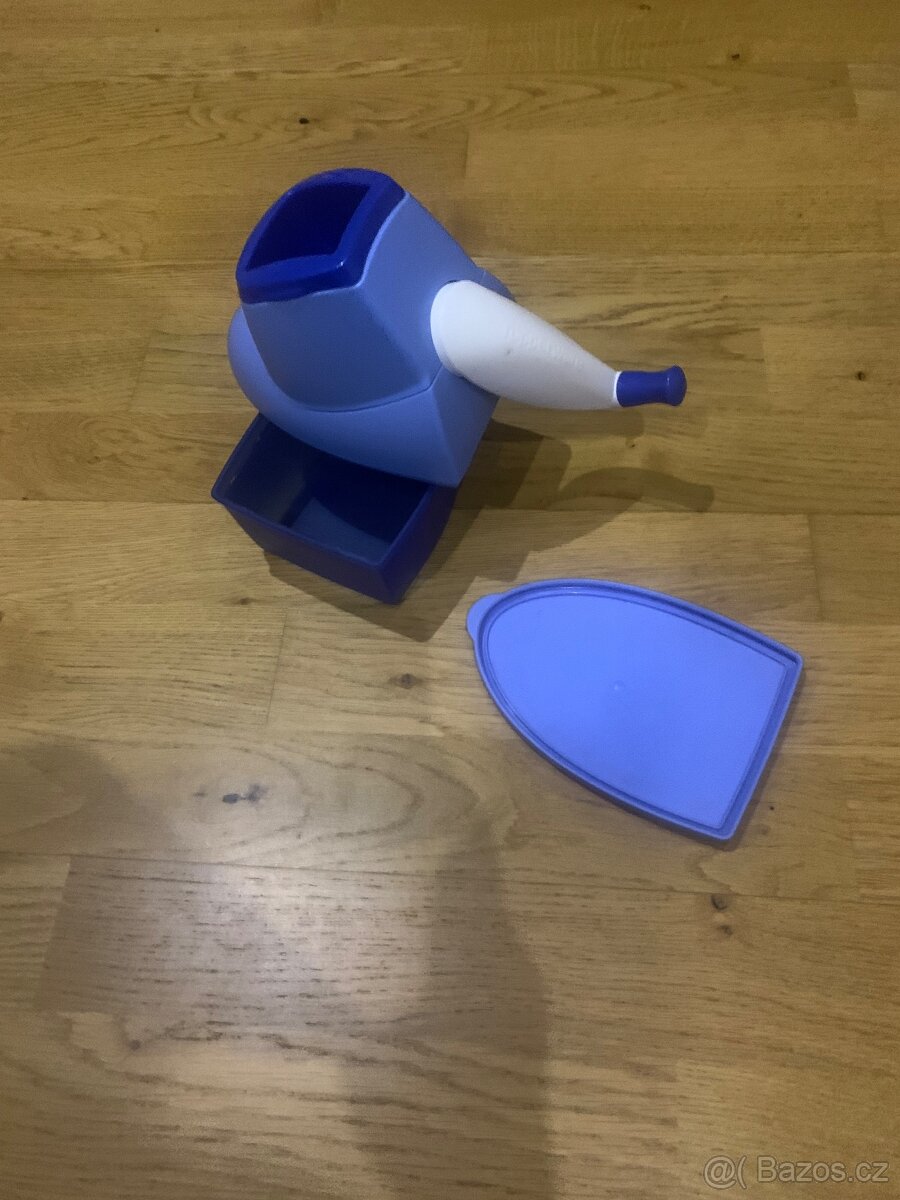 Tupperware struhadlo - 2