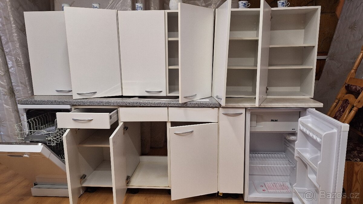 Kuchyňská linka německé výroby - 2