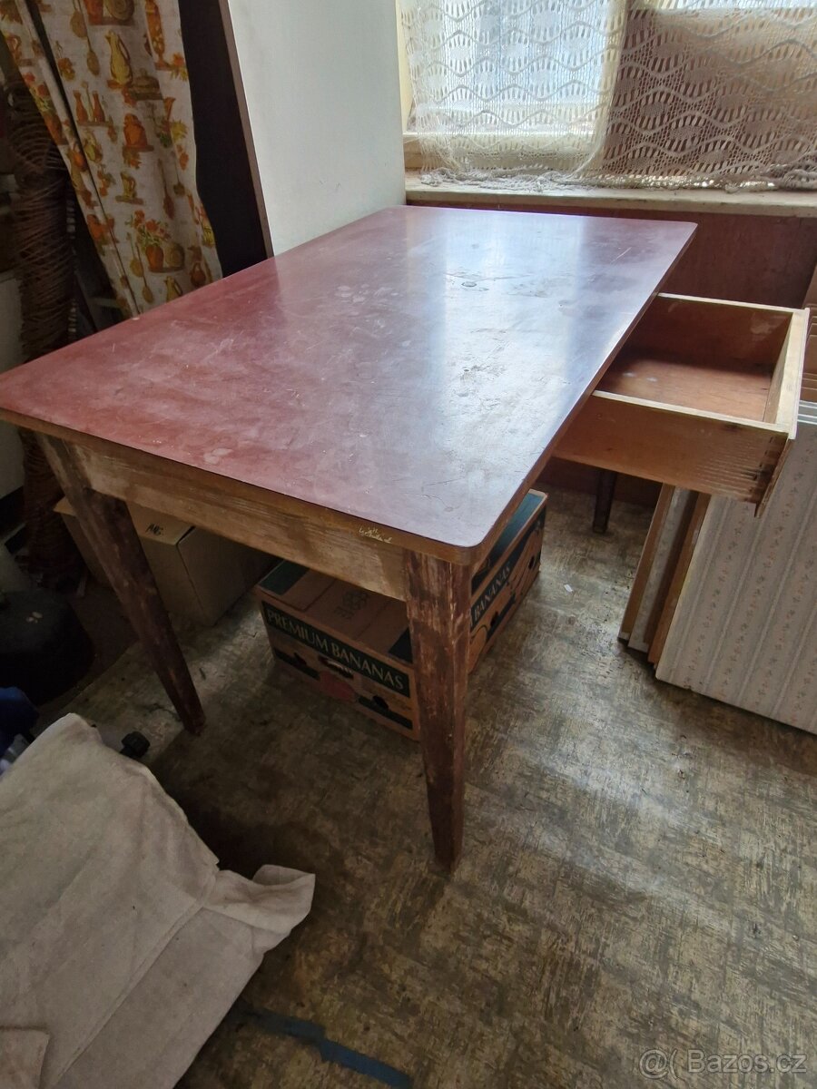 retro kuchyňský stůl - 2