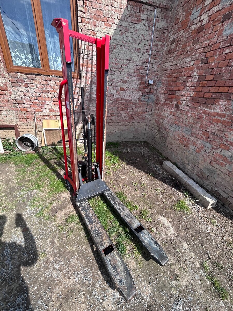 Vysokozdvižný paletový vozík Belet - 2