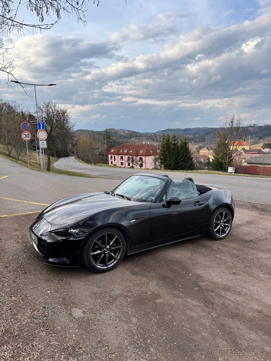 Mazda mx5 - 2