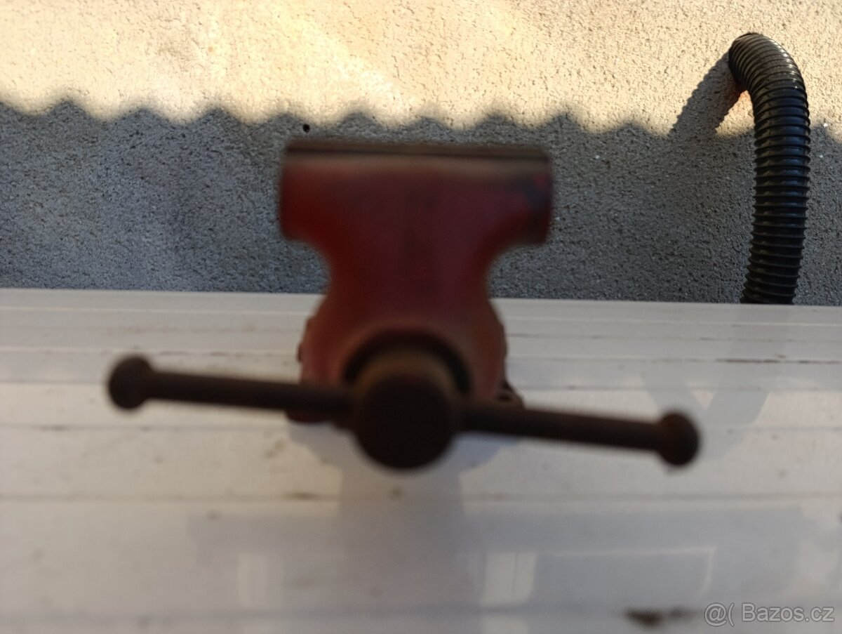 Svěrák YORK 80 - 2