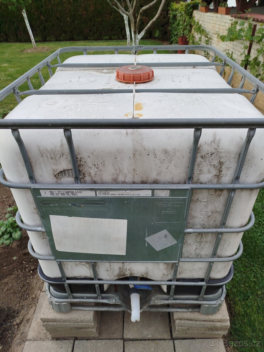 IBC kontejner 1000 l - 2