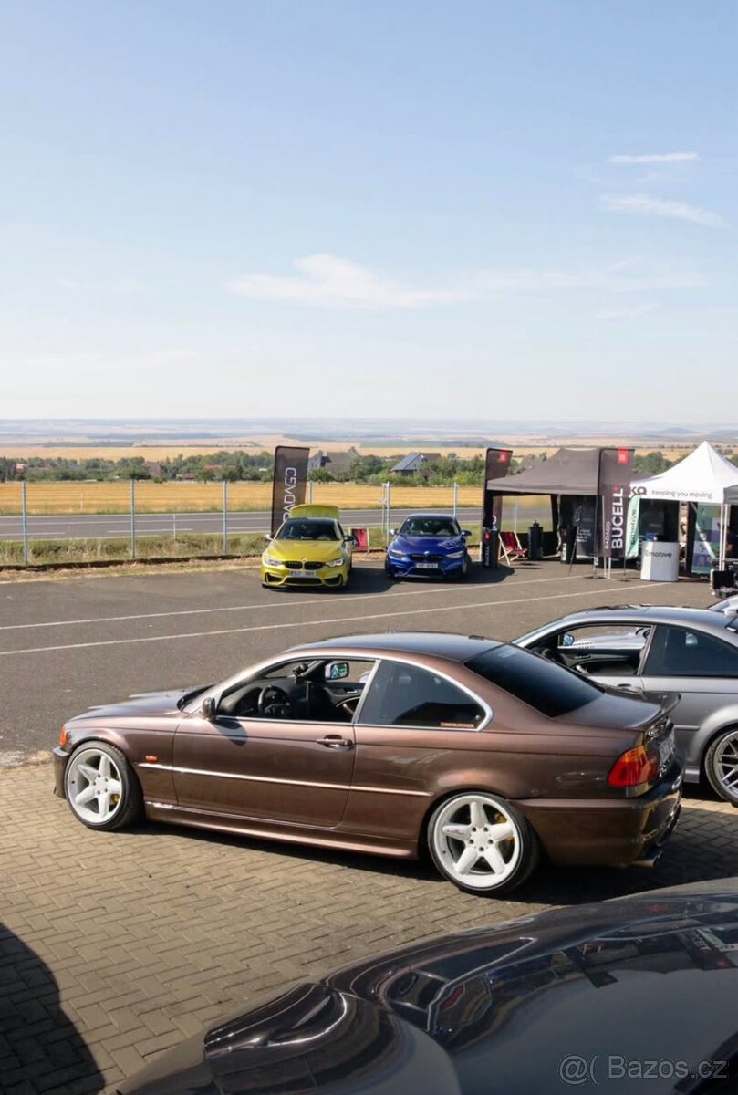 BMW E46 328ci - 2