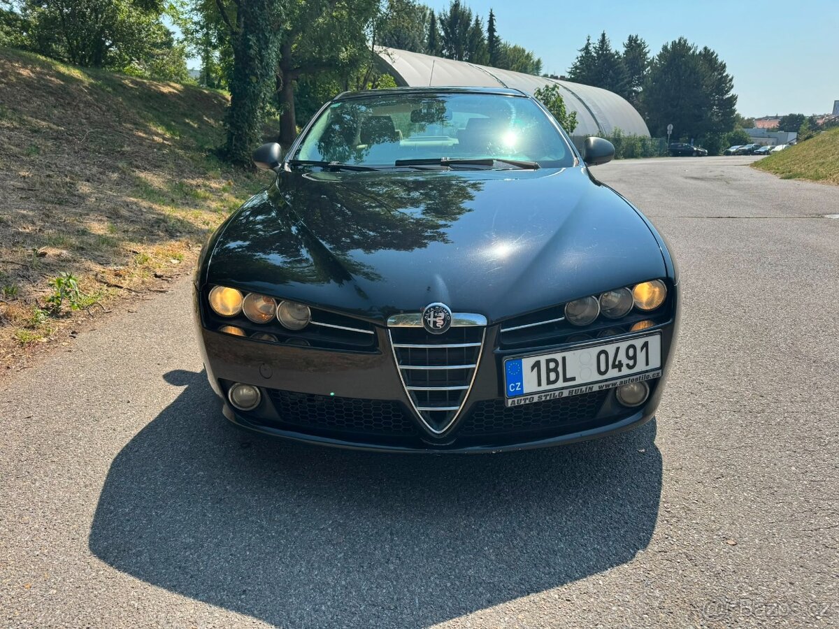 Alfa Romeo 159 - 2