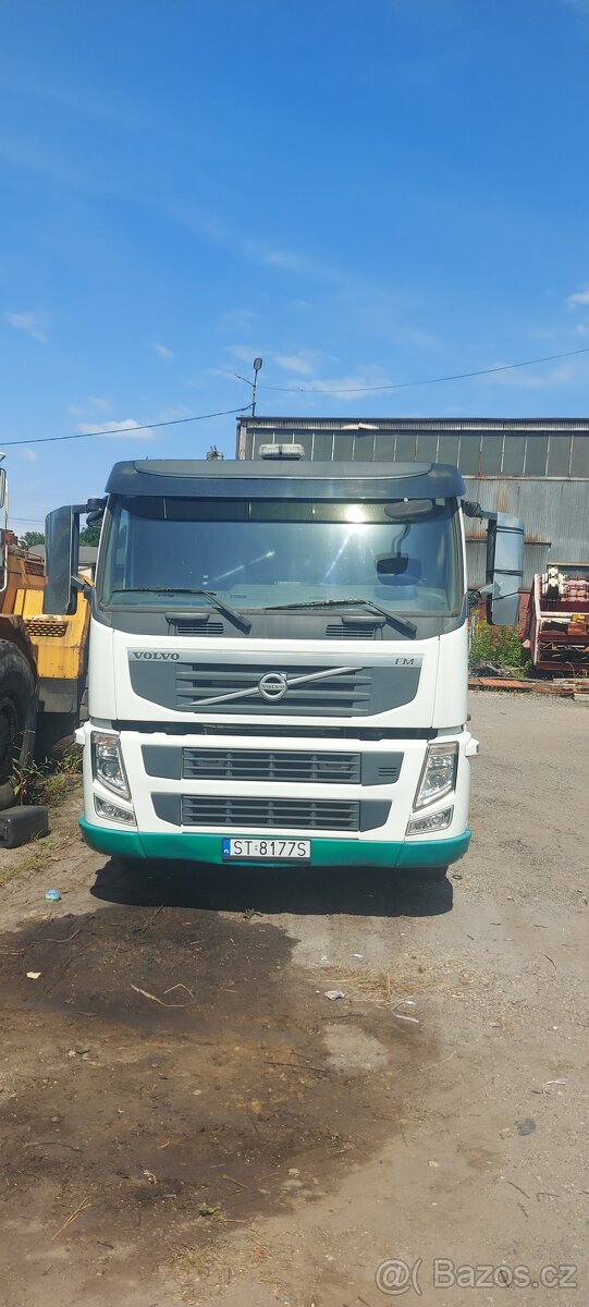 Volvo 330 FM 6x4, rok výroby 2012 - 2
