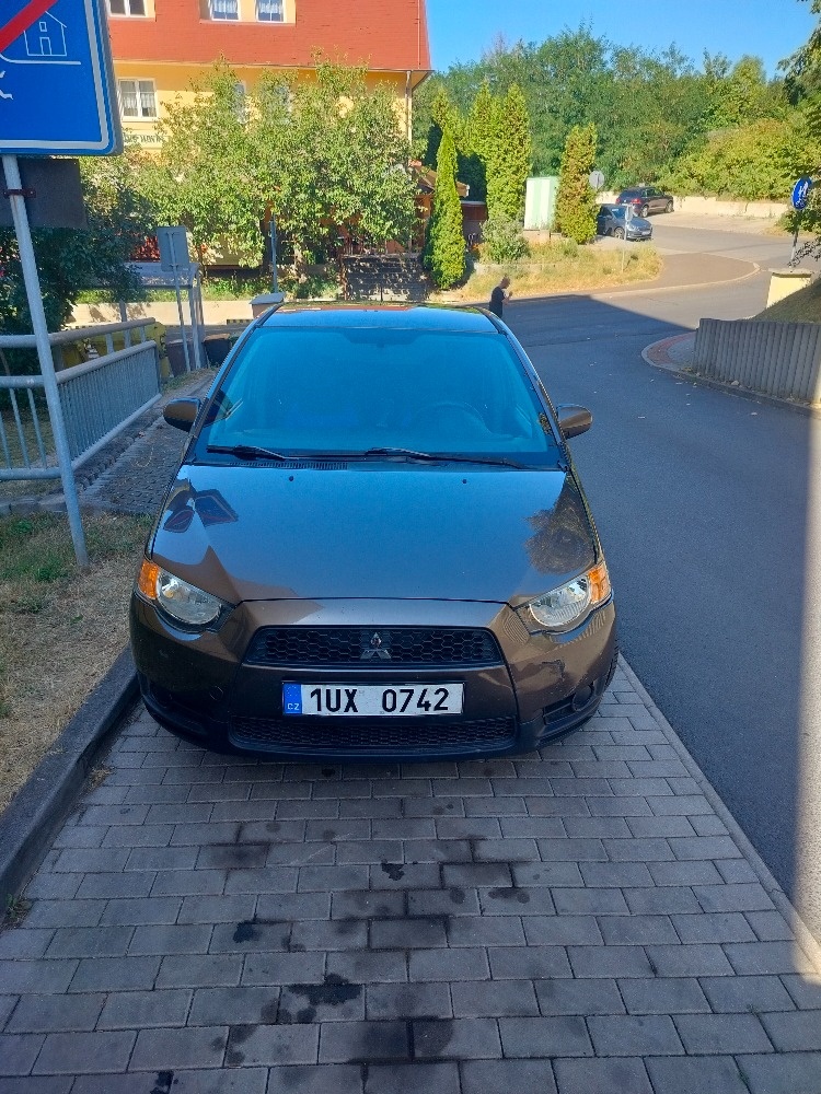 Mitsubishi Colt 1.1 Cleartec 2011 - 2