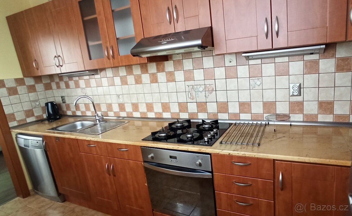 Kuchynská linka - 2