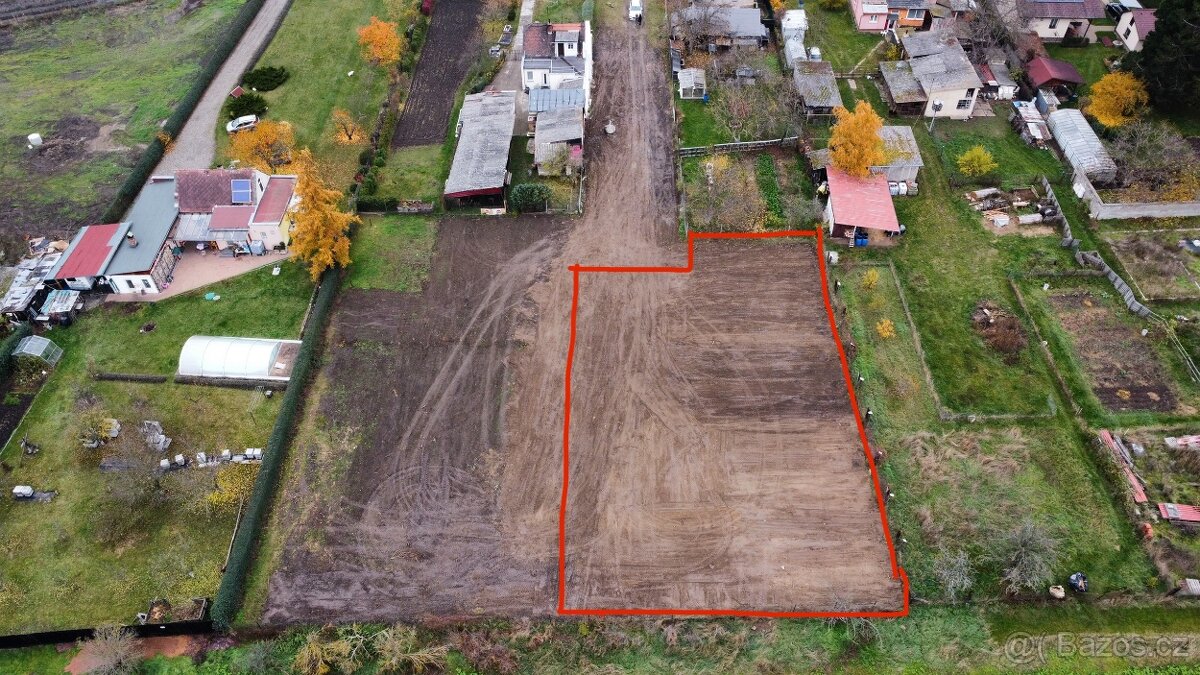 Stavební parcela 1382m - 2