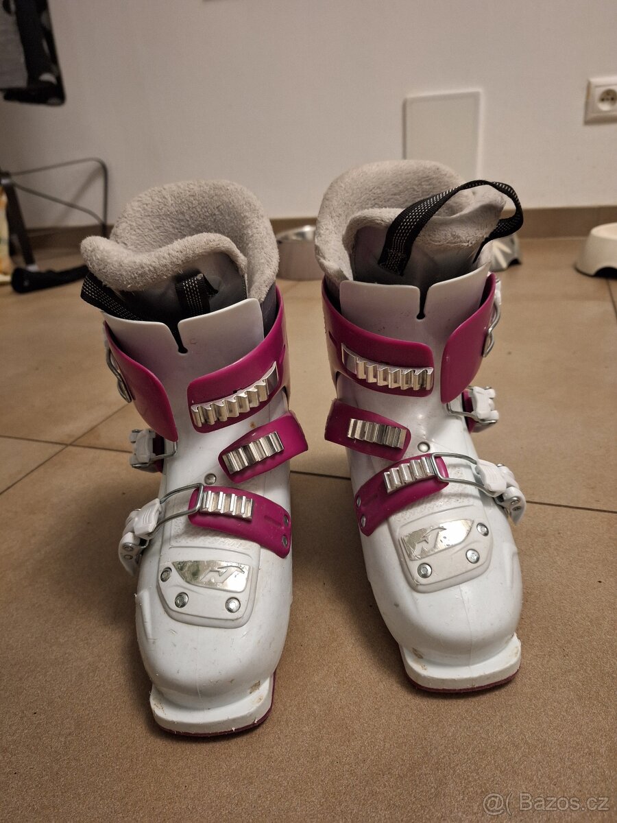 Nordica lyžáky - 2