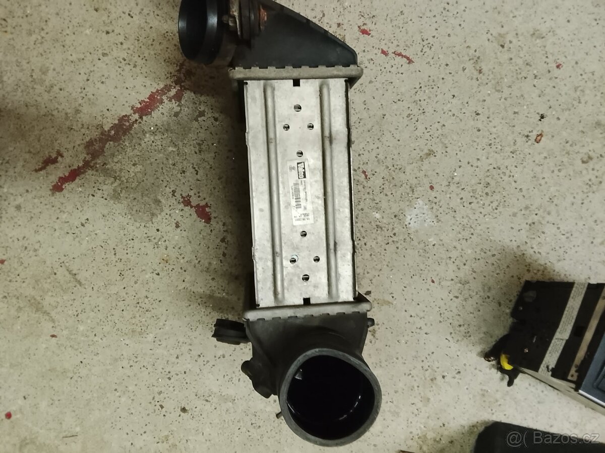 Škoda octavia 1.9 tdi 81 kw interkoler - 2