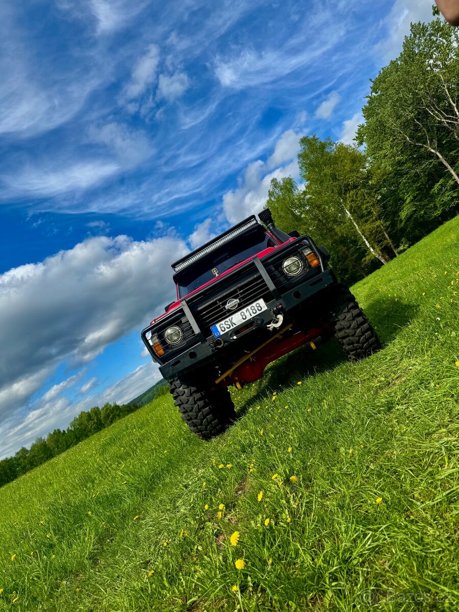 Nissan Patrol Y60 4.0 V8 - 2