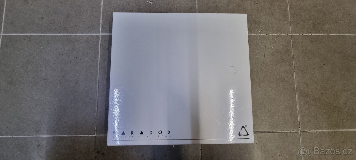 Univerzální plechový box - 2