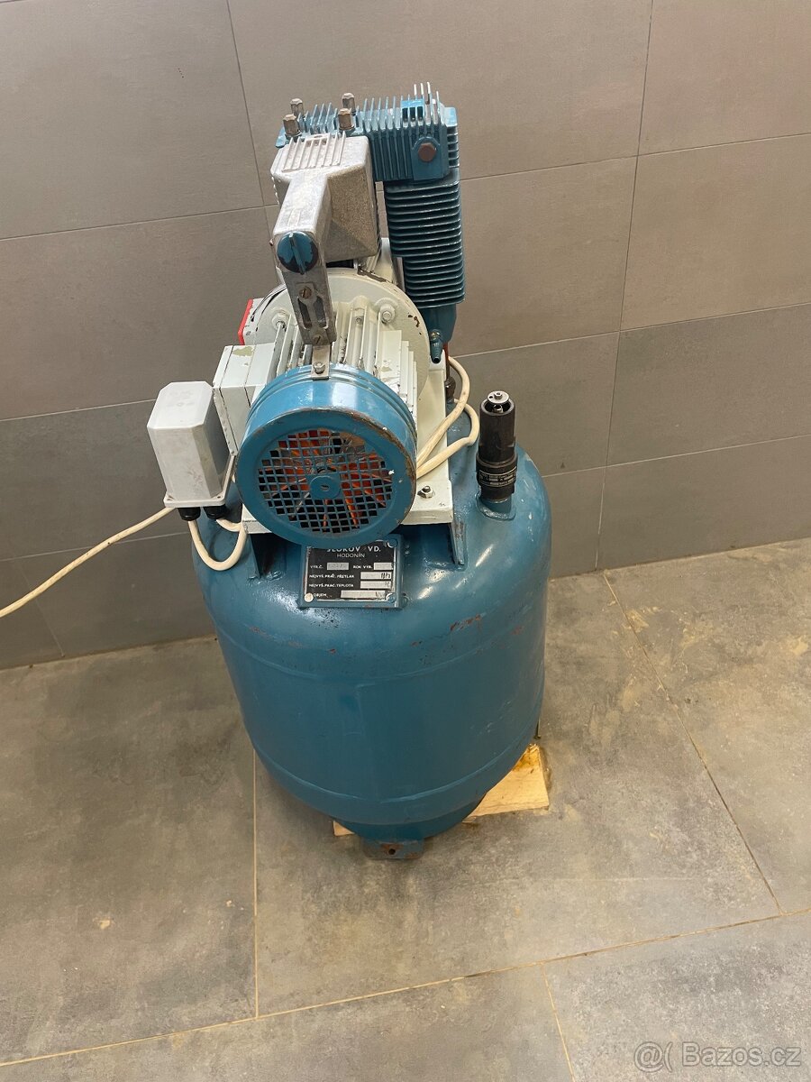 Prodám kompresor Orlík se 100l tlakovou nádobou - 2