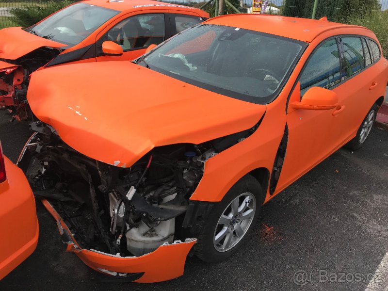 VOLVO V60 1,6 DRIVe 84kW 2012 6kvalt - díly - 2