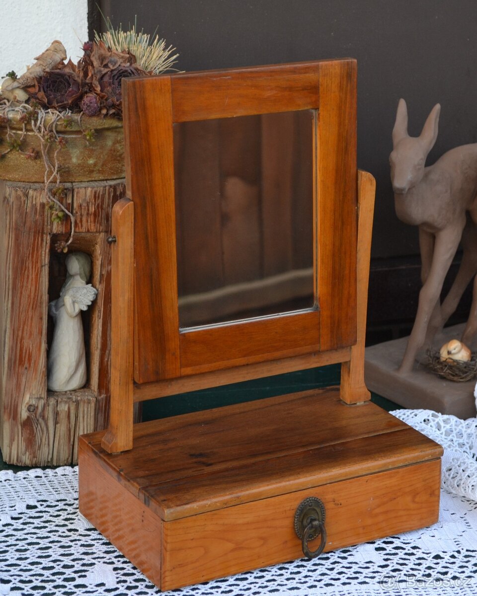 Starožitná toaletka - 2