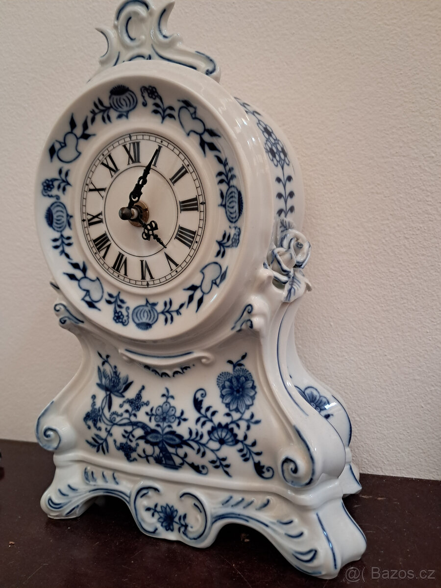 Hodiny krbové cibulák - 2