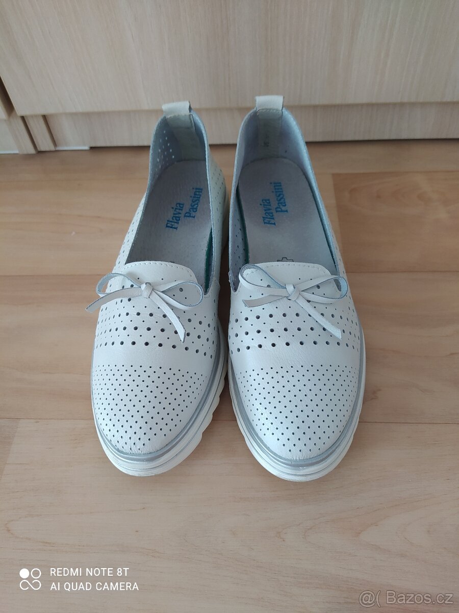 NOVÉ KOŽENÉ MOKASÍNY - 2