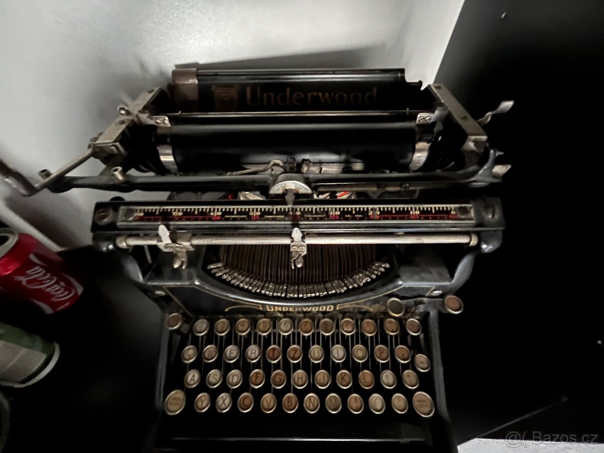 Psací stroj Underwood - 2