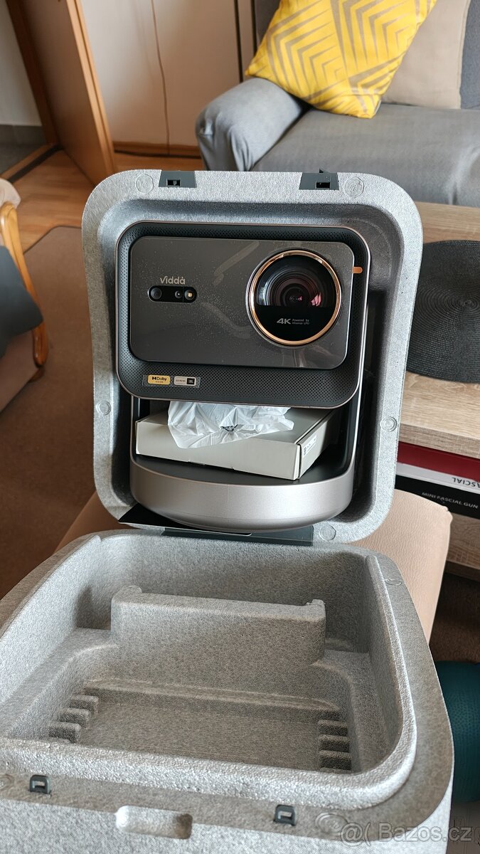 Hisense Vidda C3 ULTRA - 2