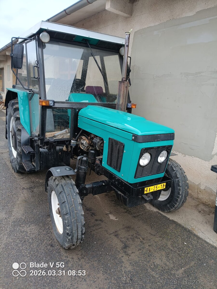 Traktor zetor - 2