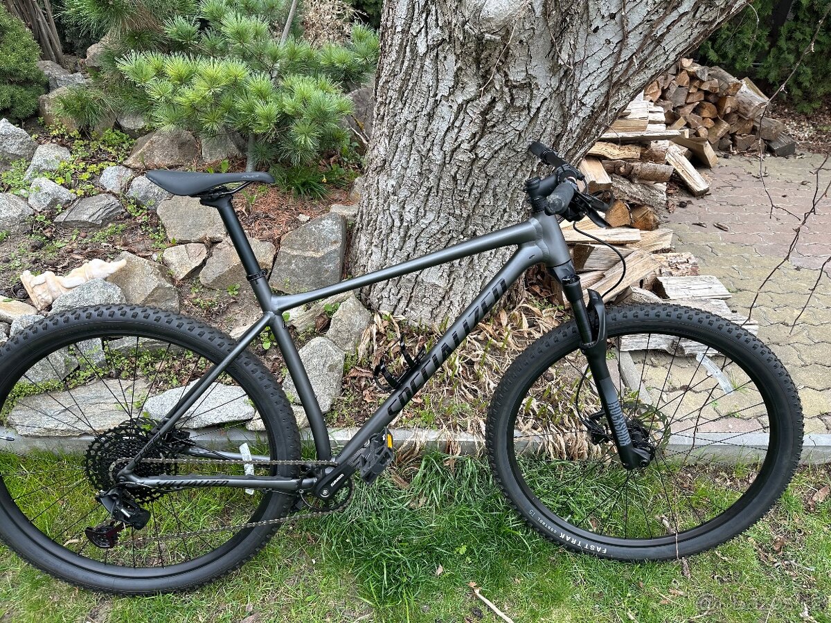 Kolo hardtail, sjezdové - 2