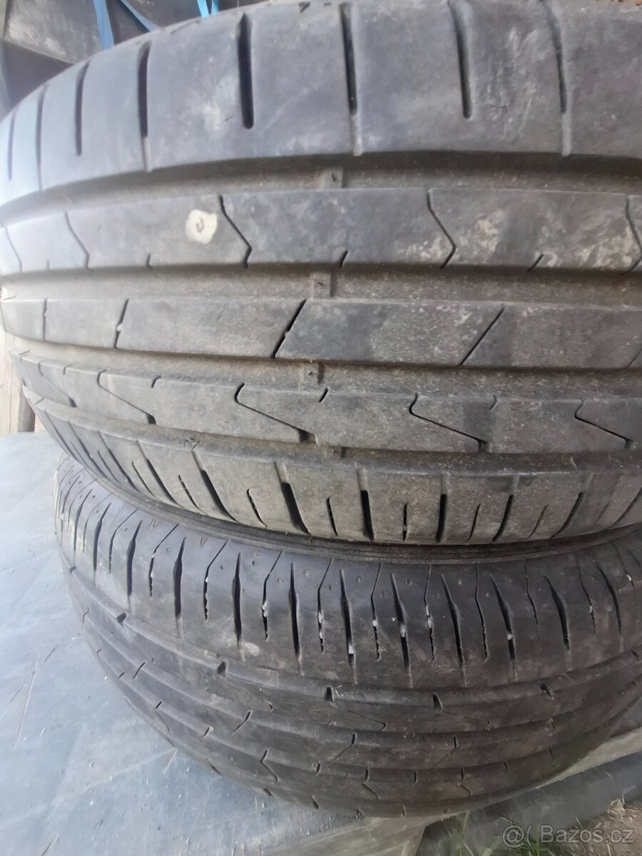 195/60R16 - 2