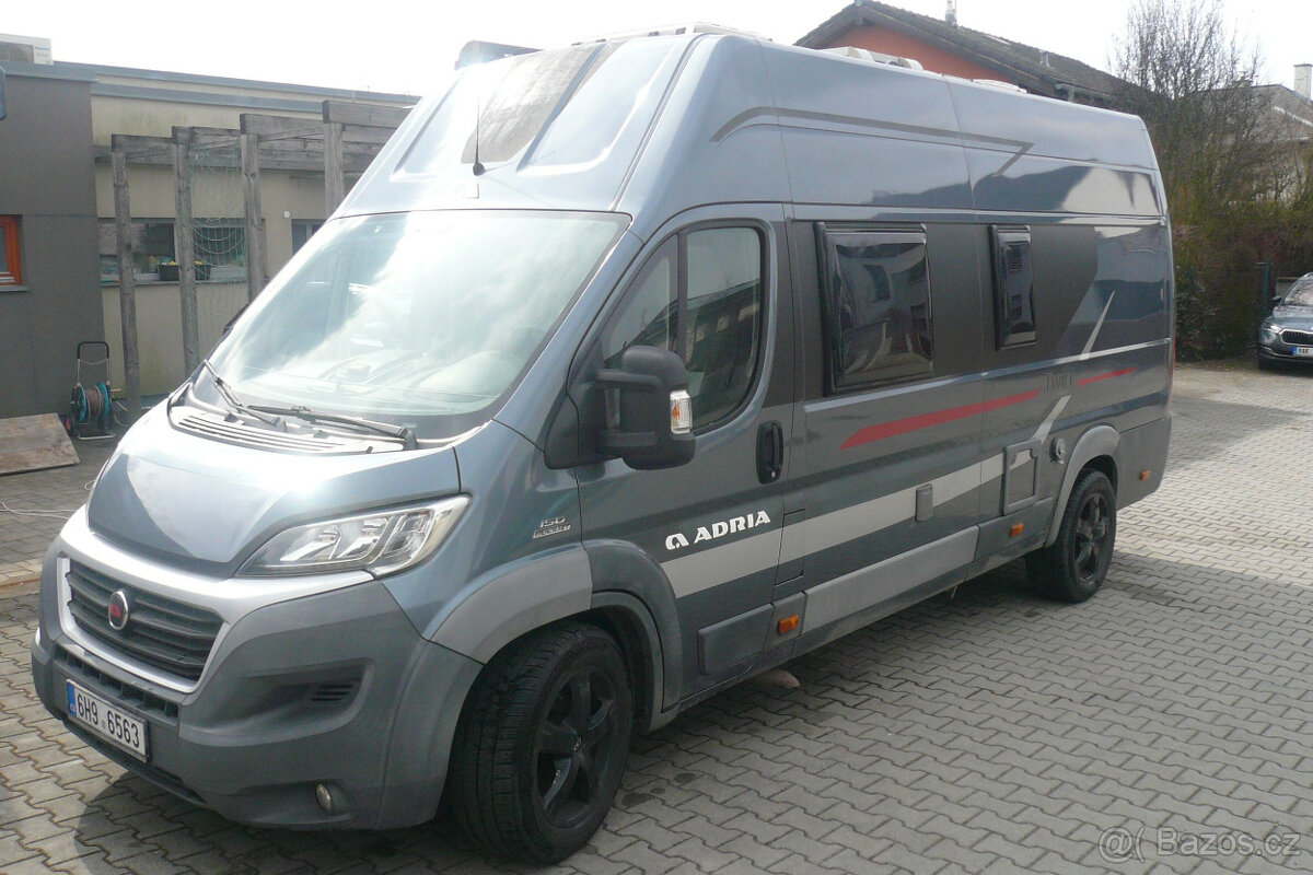 Obytné auto ADRIA TWIN 640 SHX - 2