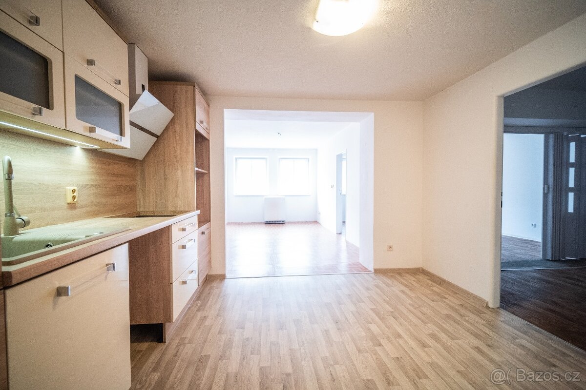 Prodej bytu 3+kk, 76 m² – Broumov - 2