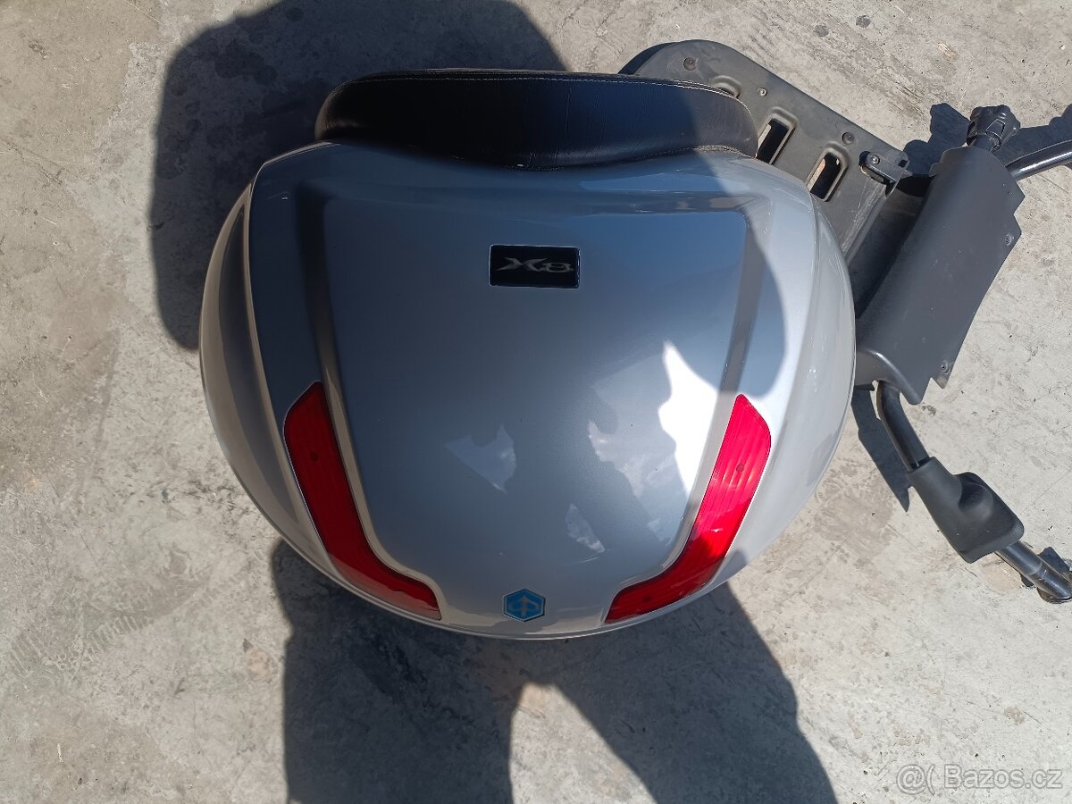 Piaggio x8, xevo - 2