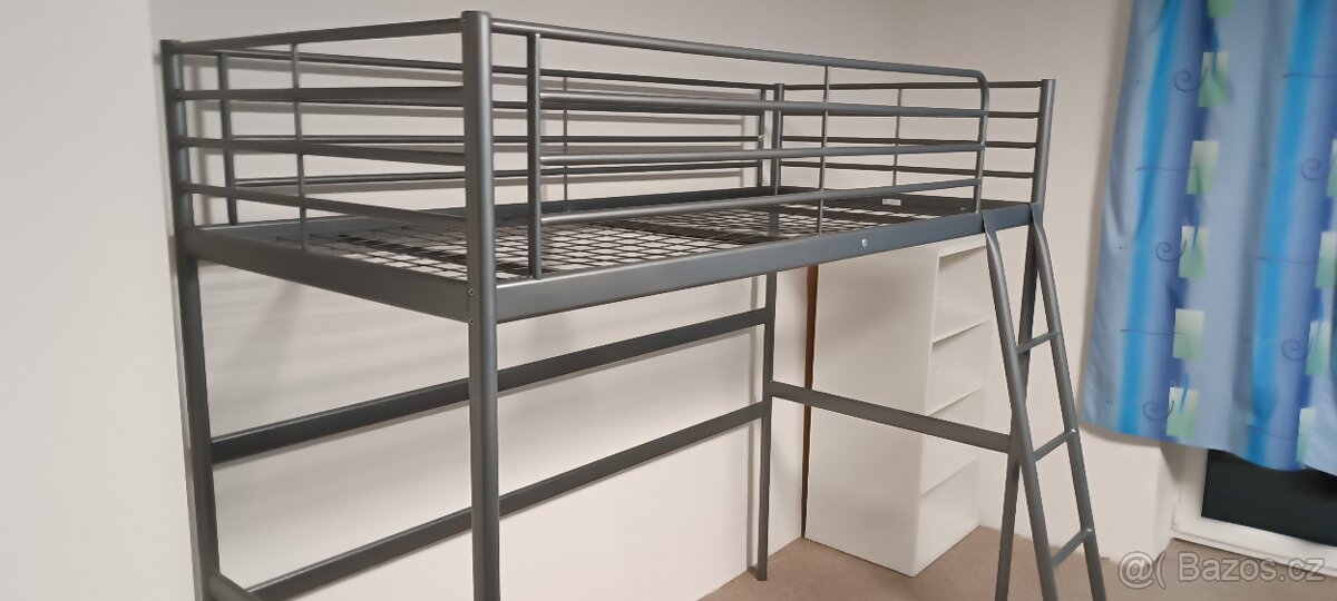 Patrová postel IKEA kovová - 2