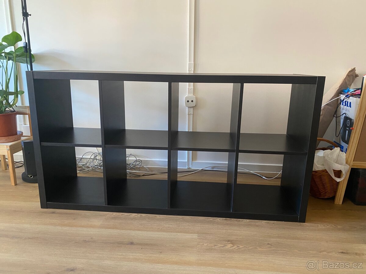 Černý Kallax IKEA - 2