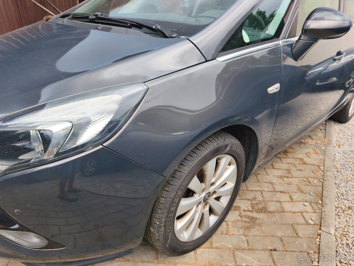 Opel Zafira - 2