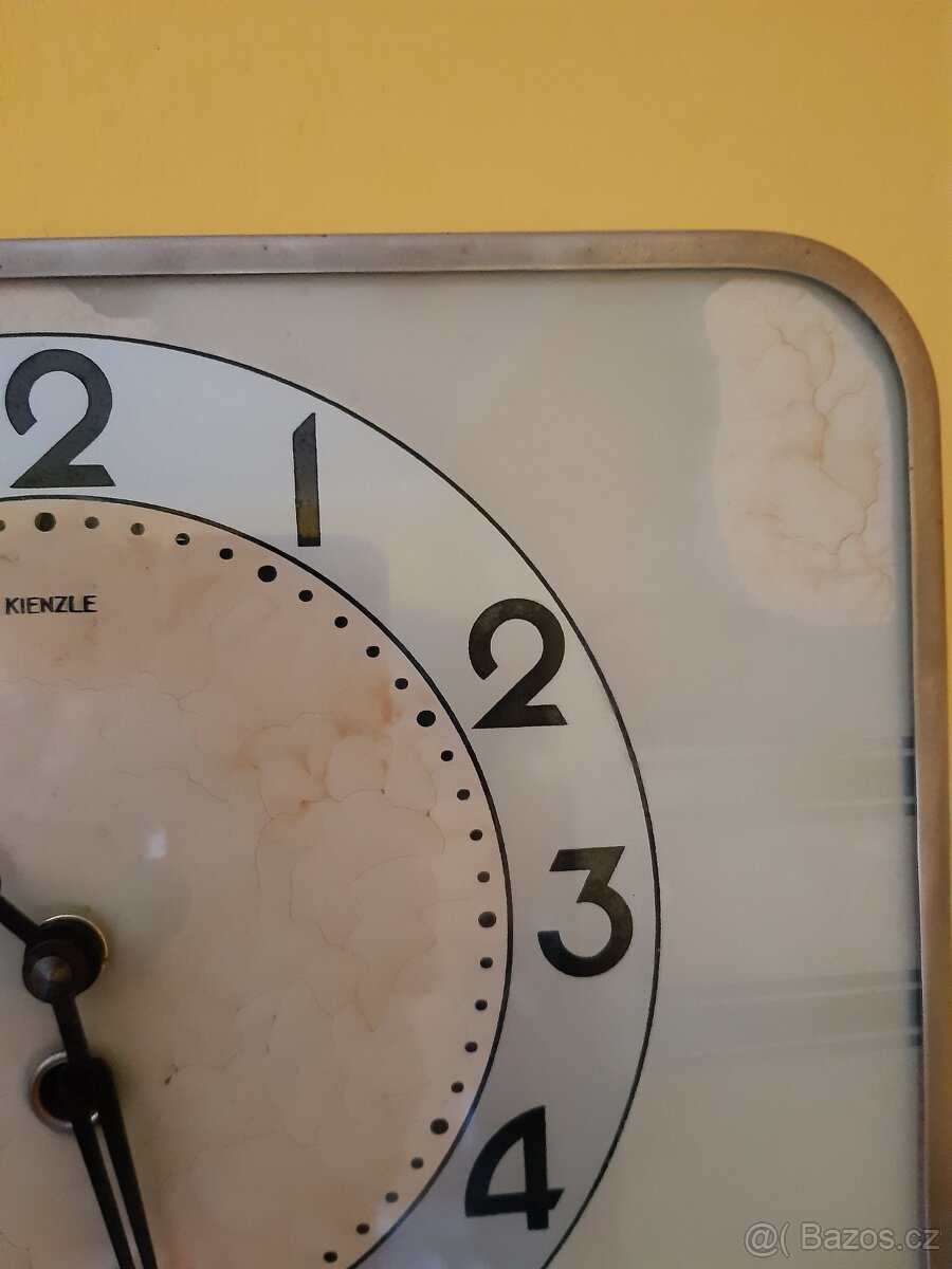 Hodiny Kienzle - 2