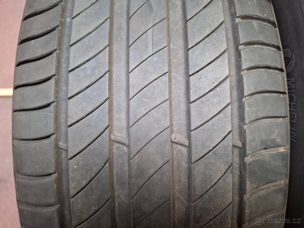 235/55/18 Michelin Letní 6 mm - 2