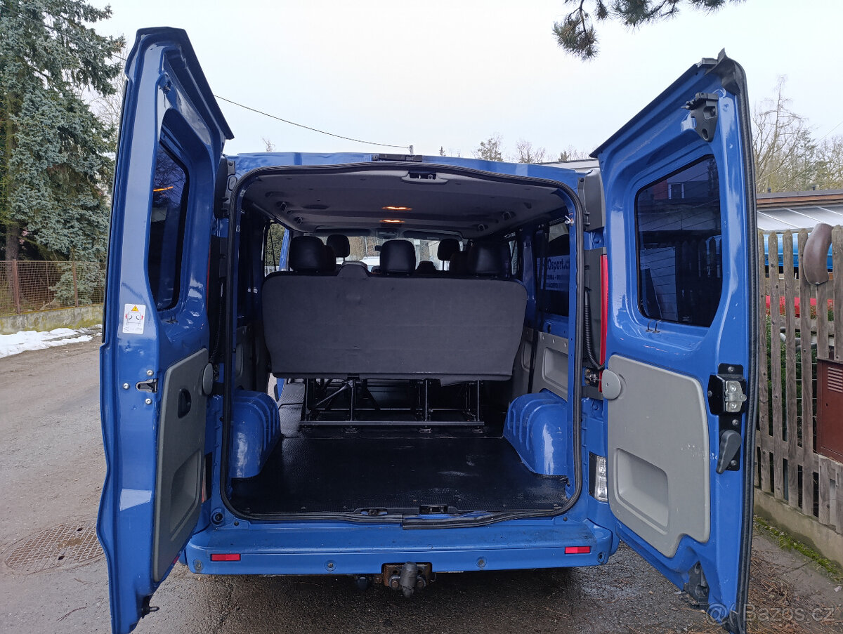 Renault Trafic - 2