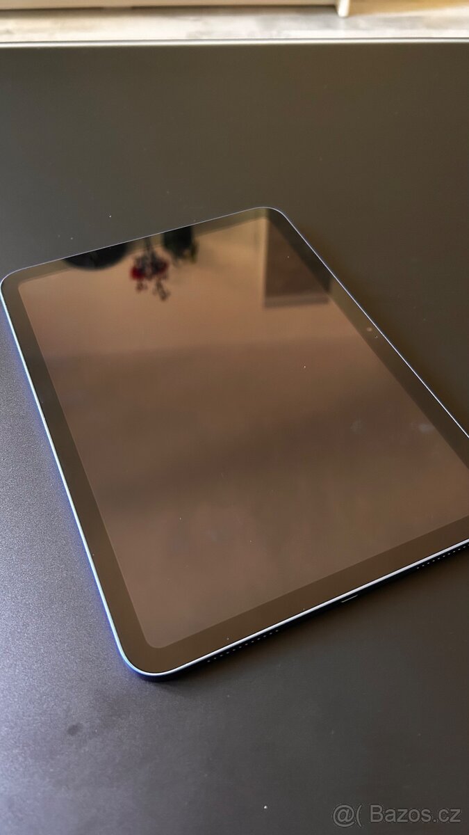 Apple iPad 10.9 modrý - 2