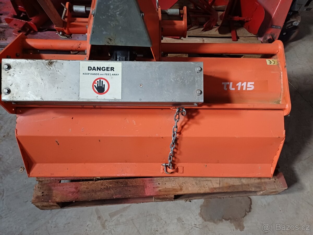 Prodám rotavátor za malotraktor, šíře 115 cm - 2