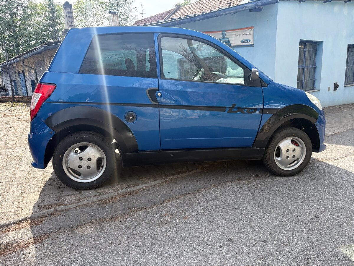 Ligier JS 50 IXO 2012 - 2