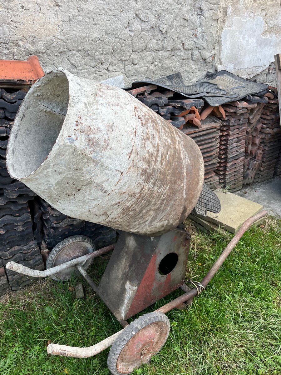 Stavební míchačka - 2